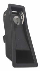 Boot Pull with Lock and Keys	FIA04010