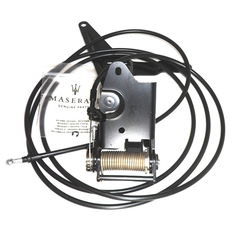 RH Hinge Outer Flap	83083300