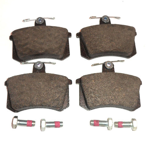Rear Brake Pads	LAN06015