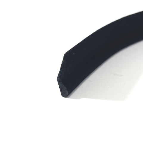 LH & RH Window Scraper Moulding	MON04040