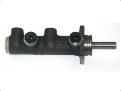 Brake Master Cylinder Right Hand Drive 	30806095